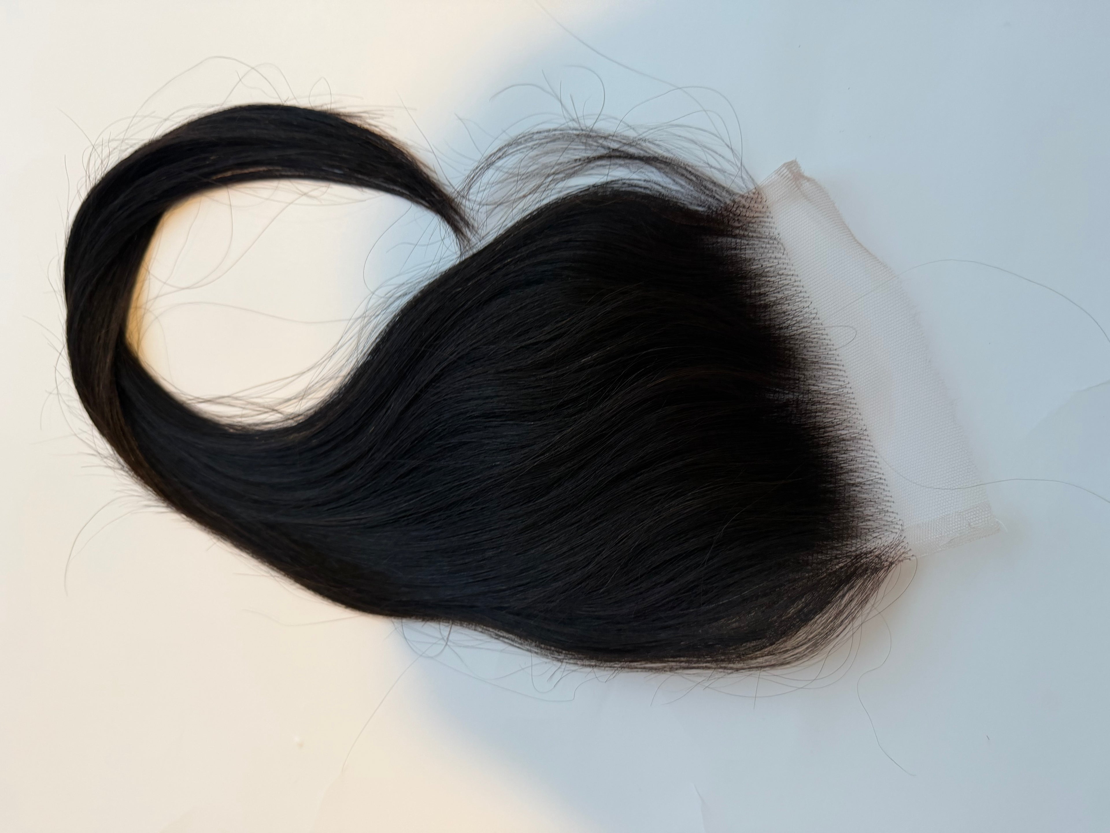 Lace closures & frontals